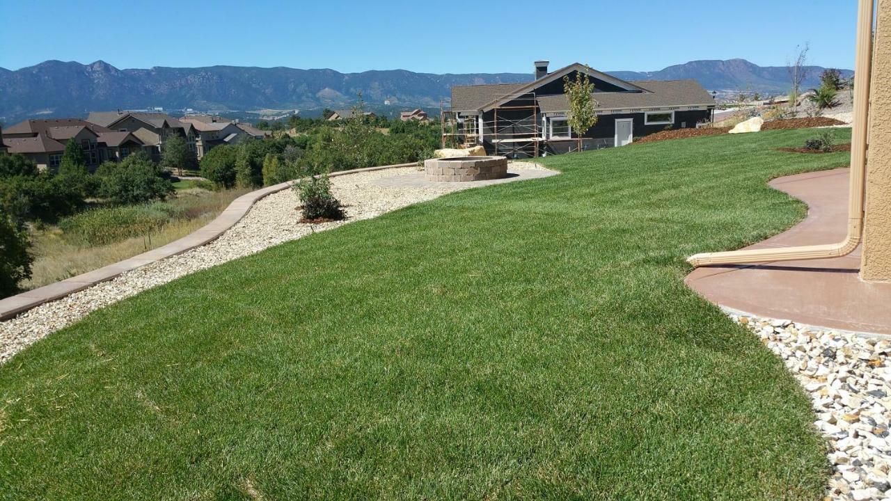 Chateau Du Pikes Peak, A Tuscany Retreat Colorado Springs Exterior photo